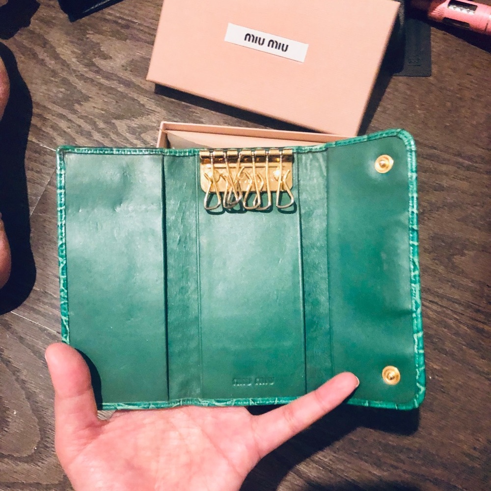 Miu Miu - Key Chain & Card Case Green Leather - Picture 4 of 4